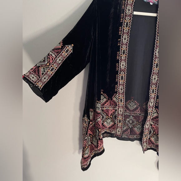 Johnny Was S Aspen Drape Velvet Cardigan - Picture 5 of 9